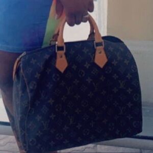 Louis Vuitton Monogram Canvas Hobo Bag with Tan Leather Handles